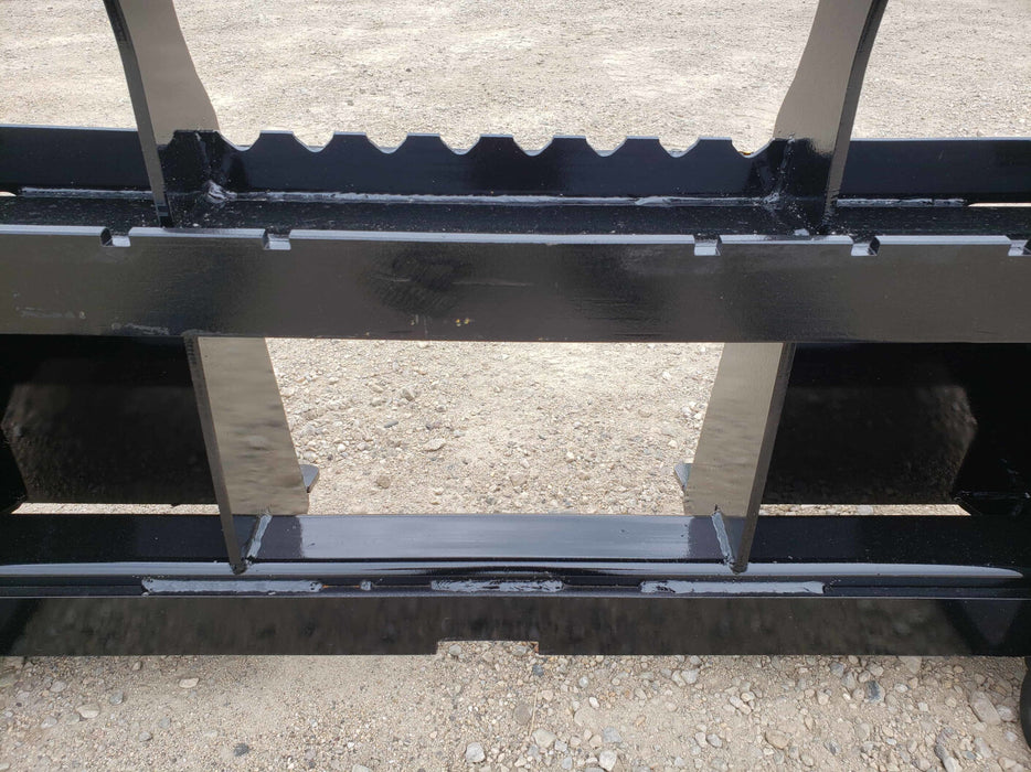 Stinger Attachments Utility Tractor Pallet Forks Attachment (PF)