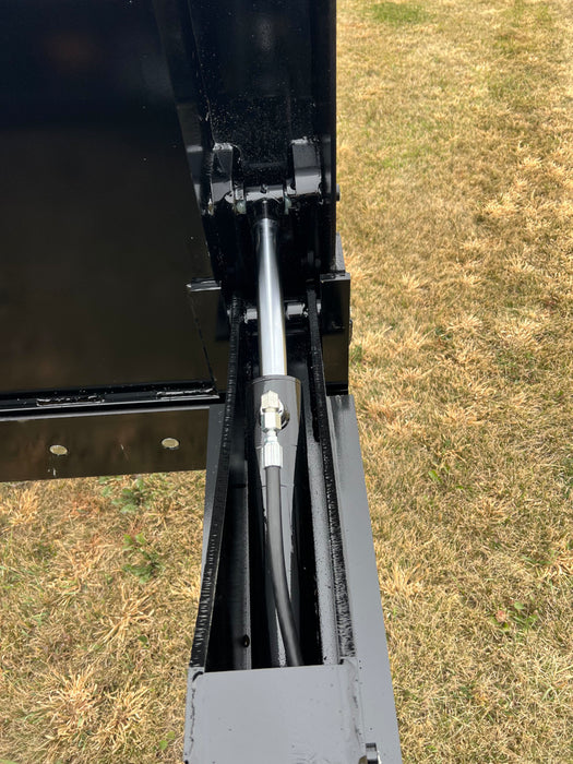 Stinger Attachments Skid Steer Hydraulic Dump Bucket (HDB)