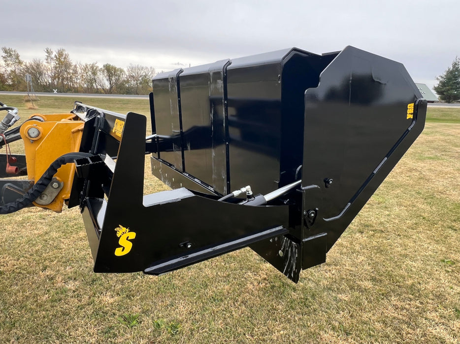 Stinger Attachments Tractor Hydraulic Dump Bucket (HDB-UT)