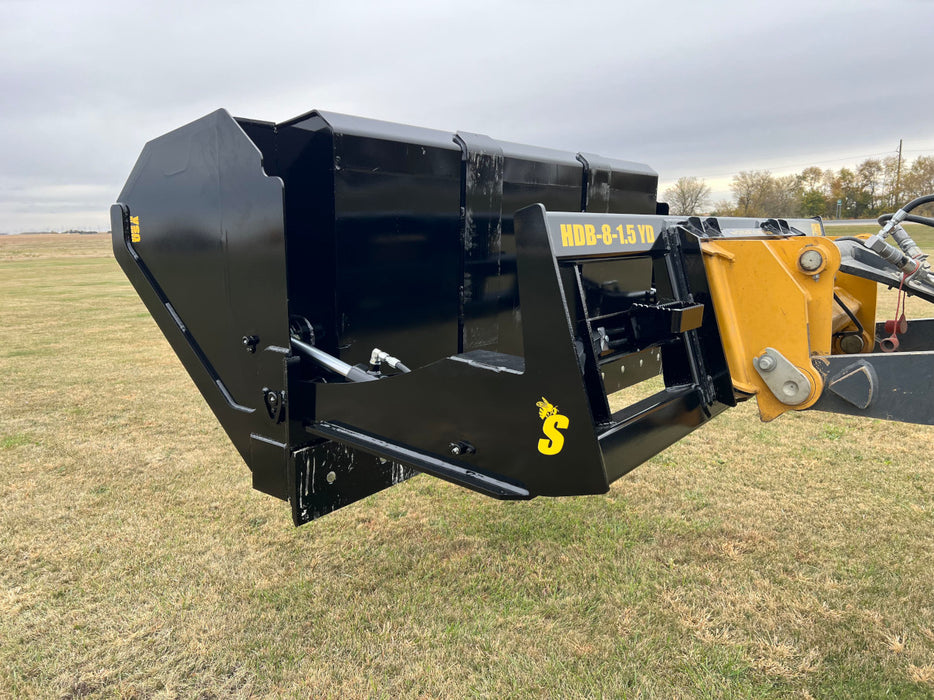 Stinger Attachments Tractor Hydraulic Dump Bucket (HDB-UT)