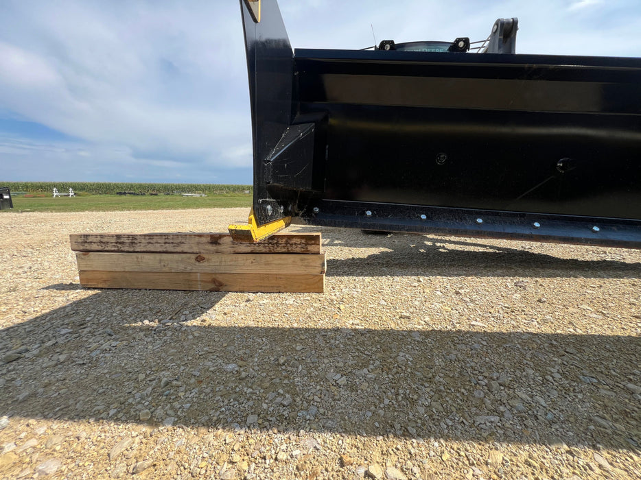 Stinger Attachments Tractor Snow Pusher Extreme Rotating/Oscillating (SPXR)