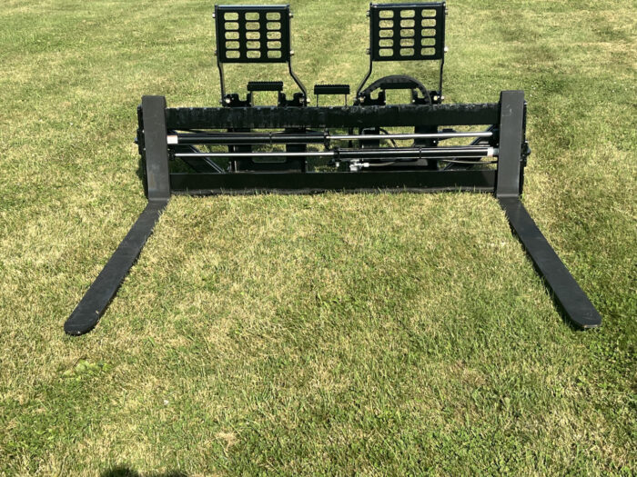 Stinger Attachments Wheel Loader Class 3 Pallet Forks Attachment Hydraulic (PF3H-WL)