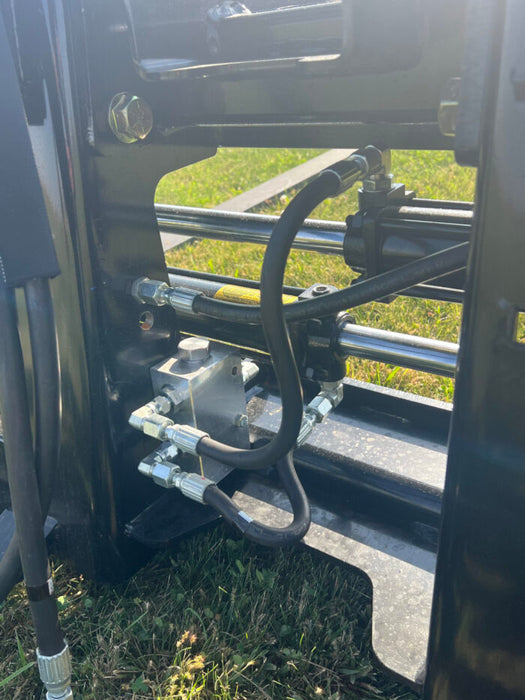 Stinger Attachments Wheel Loader Class 3 Pallet Forks Attachment Hydraulic (PF3H-WL)