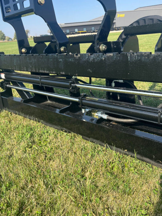 Stinger Attachments Wheel Loader Class 3 Pallet Forks Attachment Hydraulic (PF3H-WL)