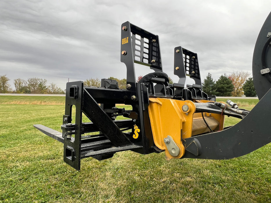 Stinger Attachments Wheel Loader Class 3 Pallet Forks Attachment Hydraulic (PF3H-WL)