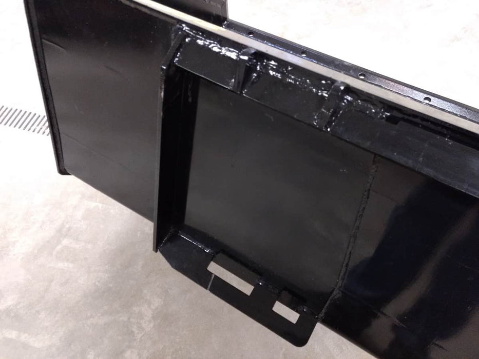 Stinger Attachments Utility Tractor Material Bucket – Series 1 (MB1)