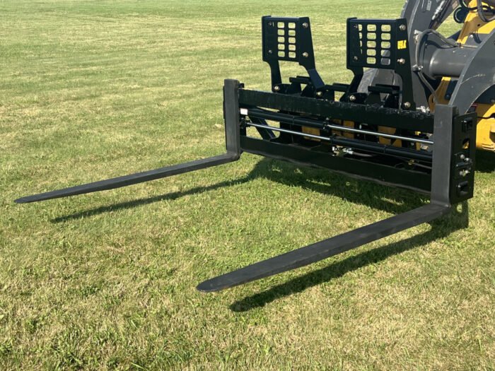 Stinger Attachments Wheel Loader Class 3 Pallet Forks Attachment Hydraulic (PF3H-WL)