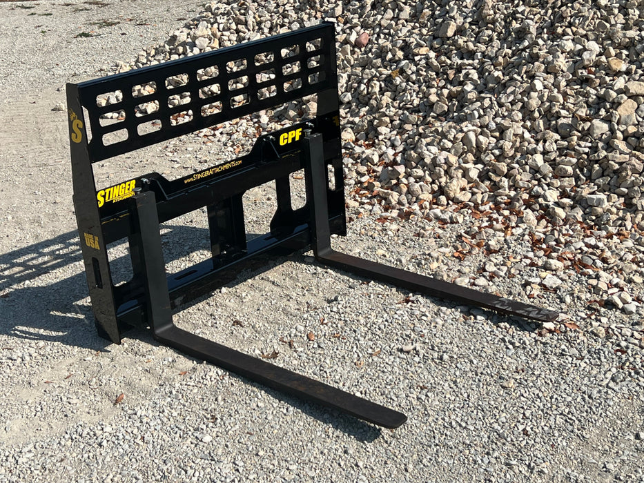 Stinger Attachments Compact Tractor Pallet Fork (PF)