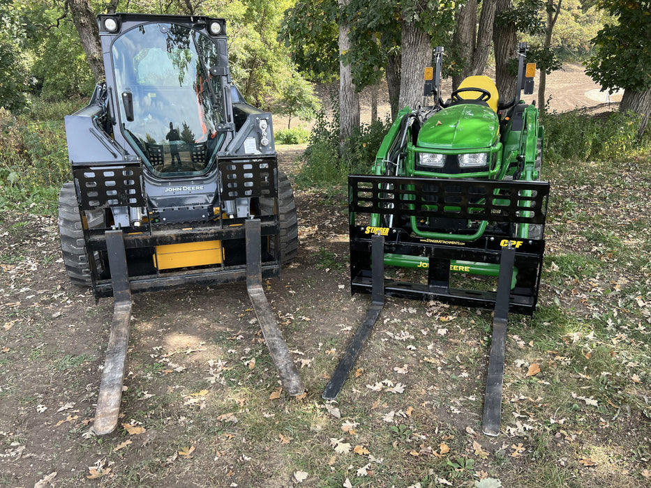 Stinger Attachments Compact Tractor Pallet Fork (PF)