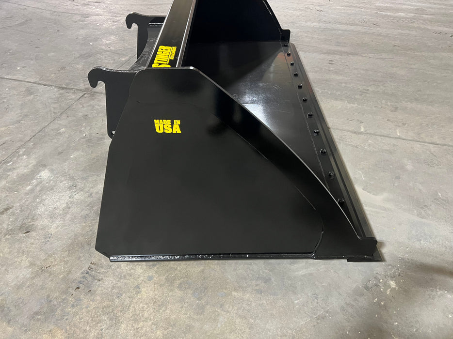 Tractor High Volume/Light Material Bucket - Stinger Attachments (MBHV-UT)
