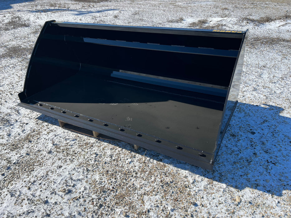 Tractor High Volume/Light Material Bucket - Stinger Attachments (MBHV-UT)