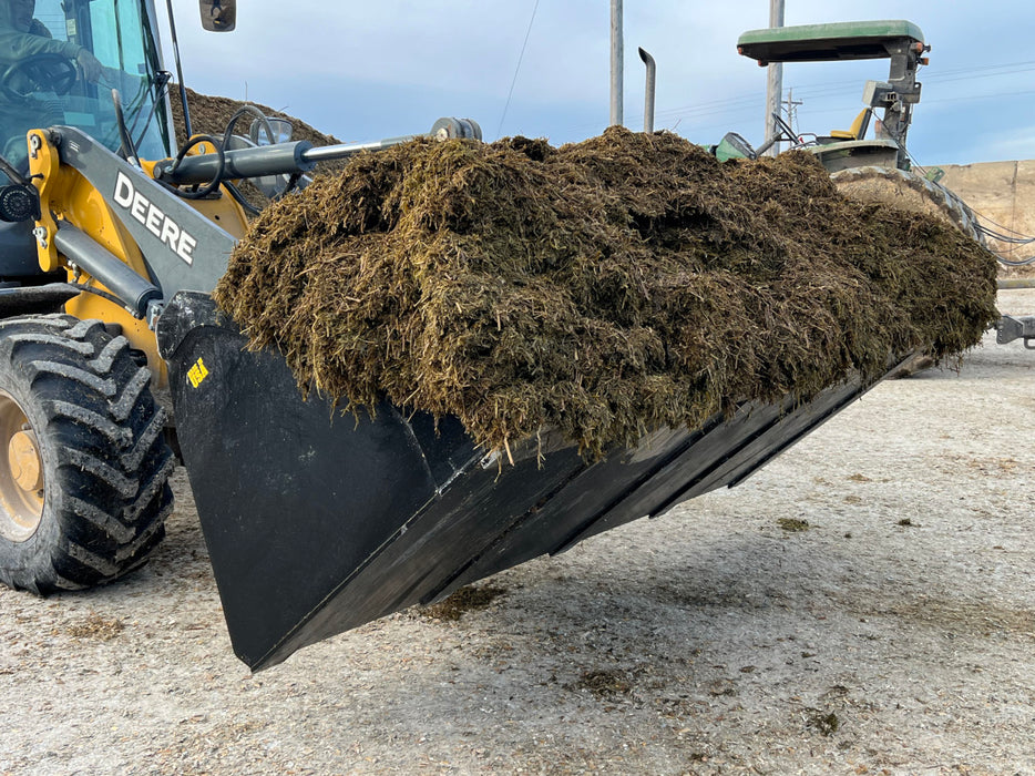 Wheel Loader High Volume Bucket - Stinger Attachments (MBHV-WL)