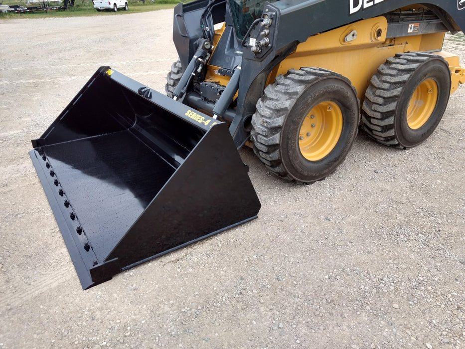 Stinger Attachments Skid Steer Material Bucket – Series 4