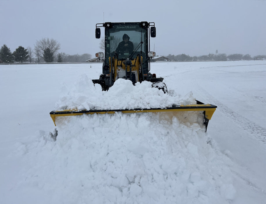 Stinger Attachments Skid Steer Snow Pusher Extreme (SPX)