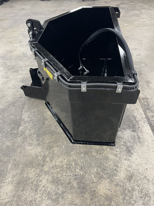 Stinger Attachments Utility Tractor Concrete Bucket (CB)