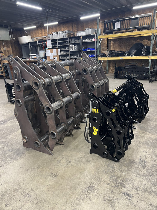 Skid Steer Clam Grapple Bucket - Stinger Attachments (CG-XD)