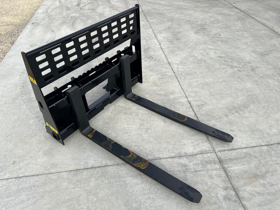 Stinger Attachments Skid Steer Pallet Forks Attachment (PFSB)
