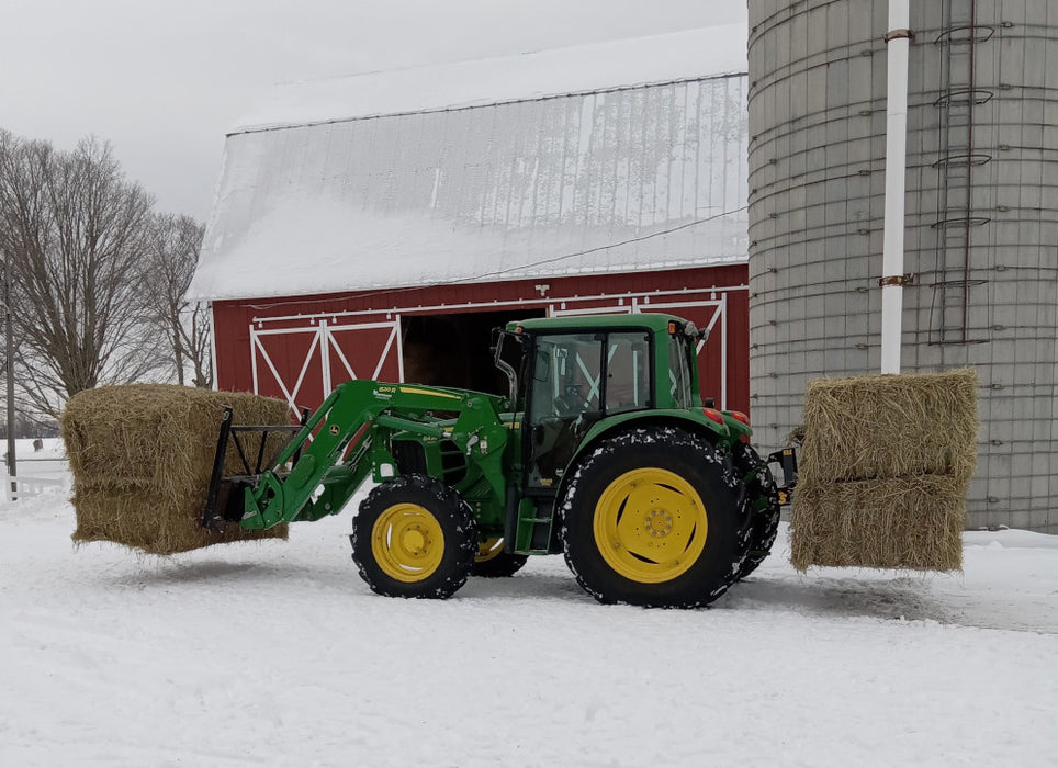 Stinger Attachments Tractor 3 Point Bale Spear – Series 4 (BS4-3PT)