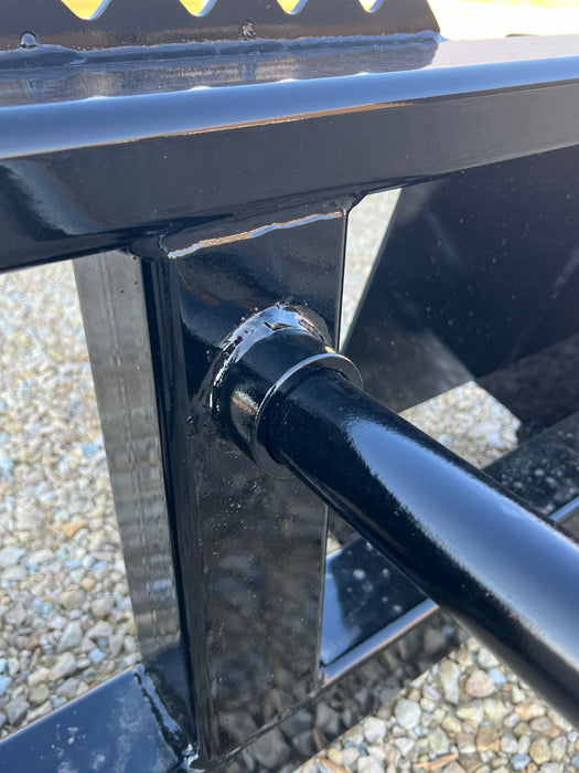 Stinger Attachments Utility Tractor Bale Spear – Series 1 (BS1)