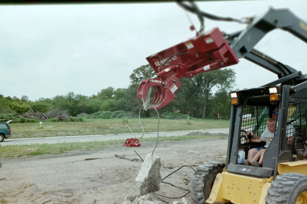 Skid Steer & Compact Track Loader Hydraulic Rock & Pole Claw - EZ Spot UR