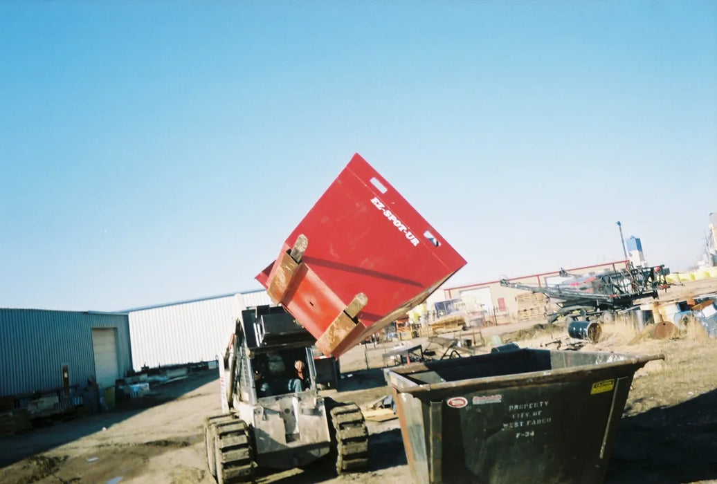 Skid Steer & Compact Track Loader Rotating Pallet Forks – EZ Spot UR