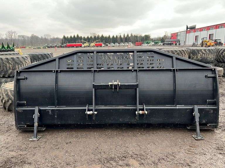 Heavy-Duty Silage Blade Attachment - ANBO
